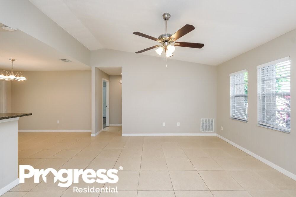 5010 Carrollwood Meadows Dr - Photo 3 of 16