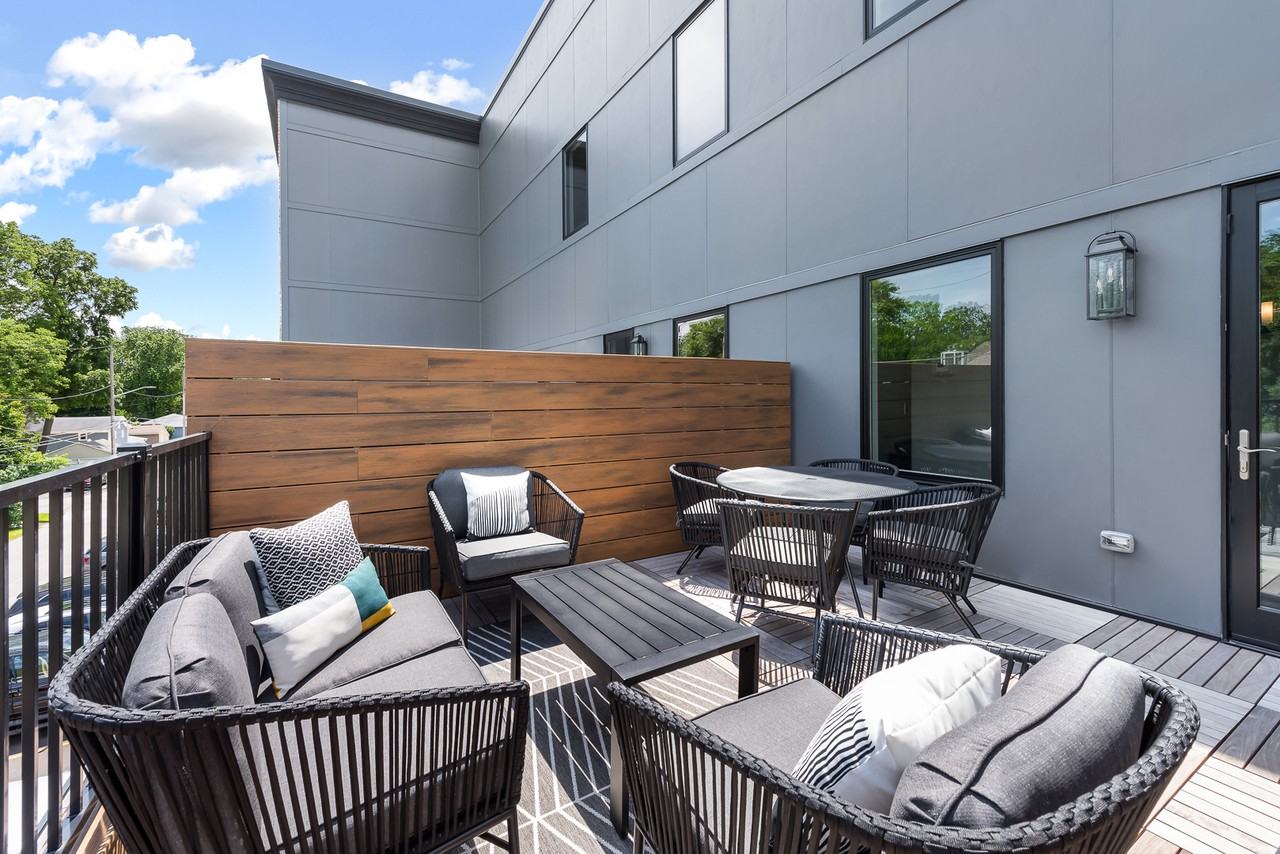 720 N Washington St, Naperville, IL 60563 - Photo 3 of 3