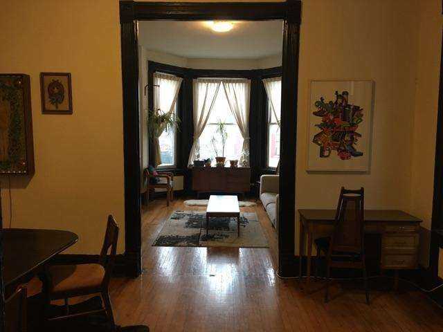 1129 W 18th St #2 - Photo 2 of 11