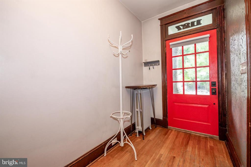 1127 Trinidad Ave Ne - Photo 3 of 18