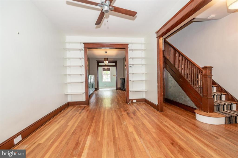 1127 Trinidad Ave Ne - Photo 6 of 18