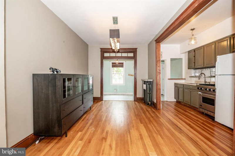 1127 Trinidad Ave Ne - Photo 7 of 18