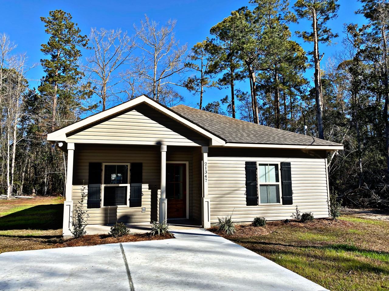 21347 Heintz St - Photo 2 of 13