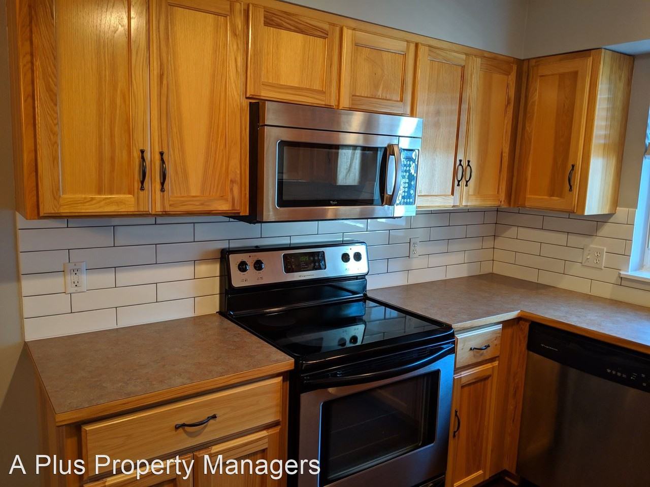 723 E. Whispering Pines - Photo 2 of 10