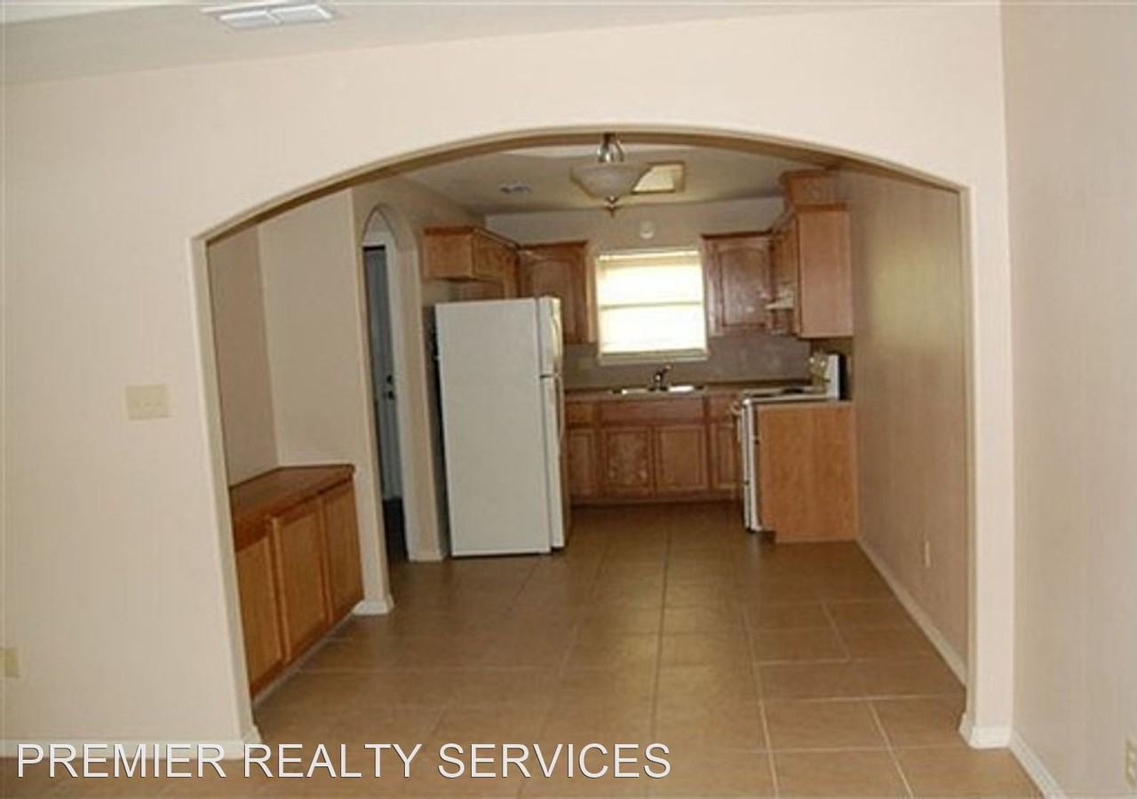 705 EMERALD - Photo 3 of 6