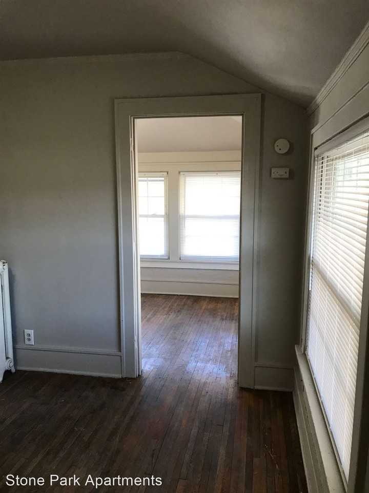 Studio and One Bedroom Apartments Close to St. Luke's - Photo 3 of 50