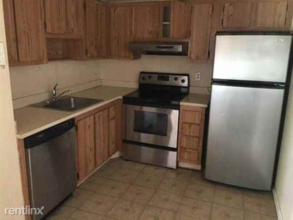 10714 Royal Palm Blvd - Photo 3 of 4