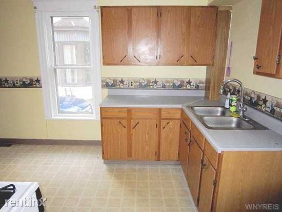 334 W Oak Orchard St - Photo 2 of 4