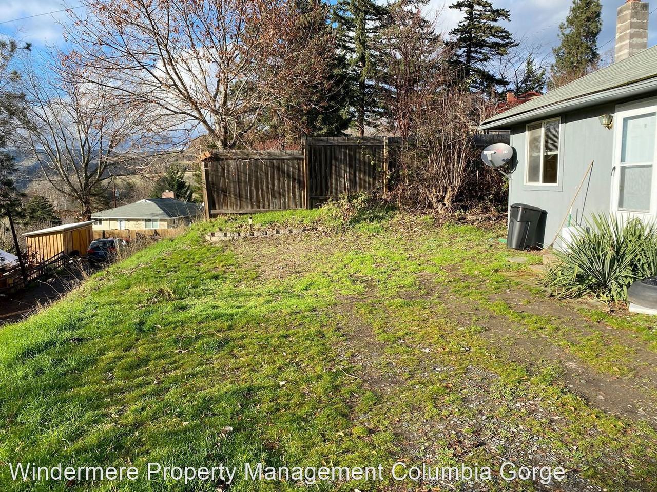 207 Keasey Ave - Photo 2 of 9