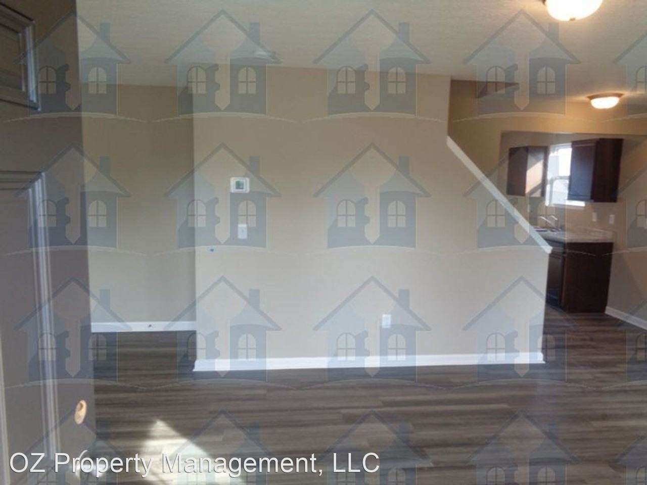 480 W Kemper Rd - Photo 2 of 14