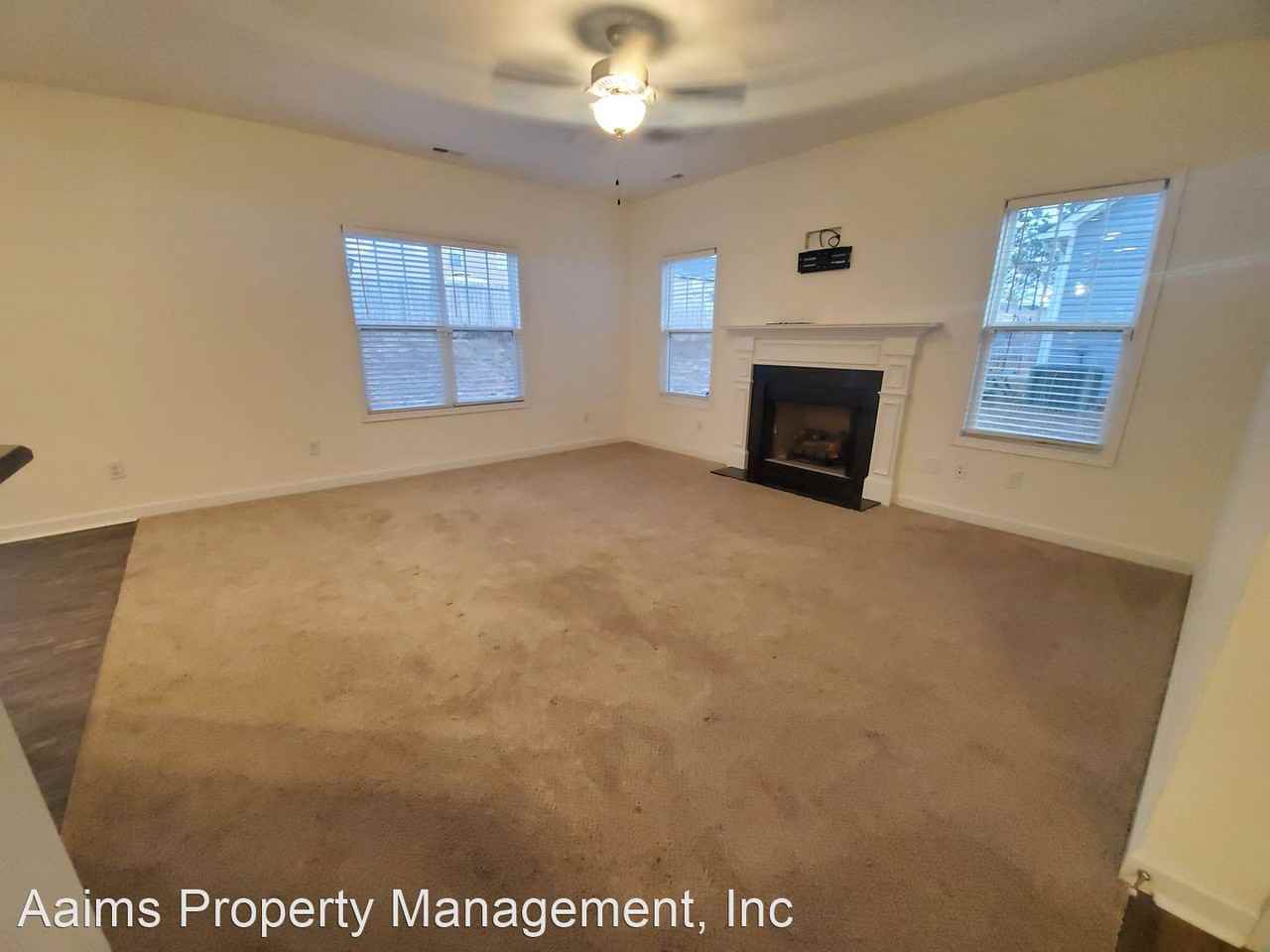 1717 Cherry Point Dr - Photo 2 of 31
