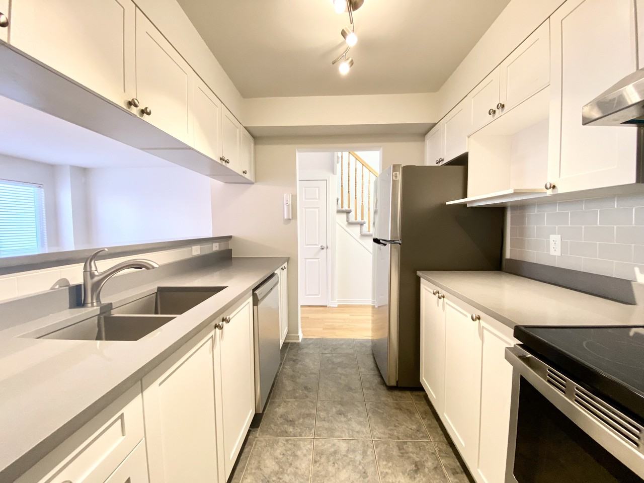 135 Chartley Pvt - Photo 3 of 12