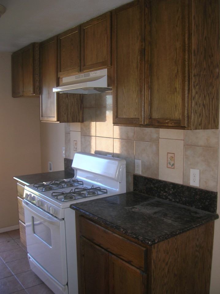 4149 Thomas St - Photo 2 of 4