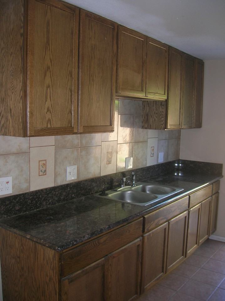 4149 Thomas St - Photo 3 of 4