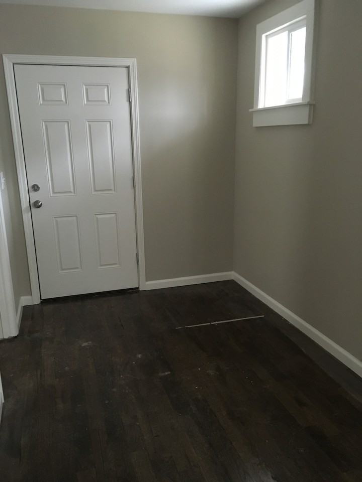 5519 Lydia Avenue - Photo 2 of 11
