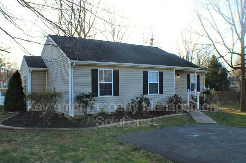 9 Auburn Ct - Photo 3 of 50