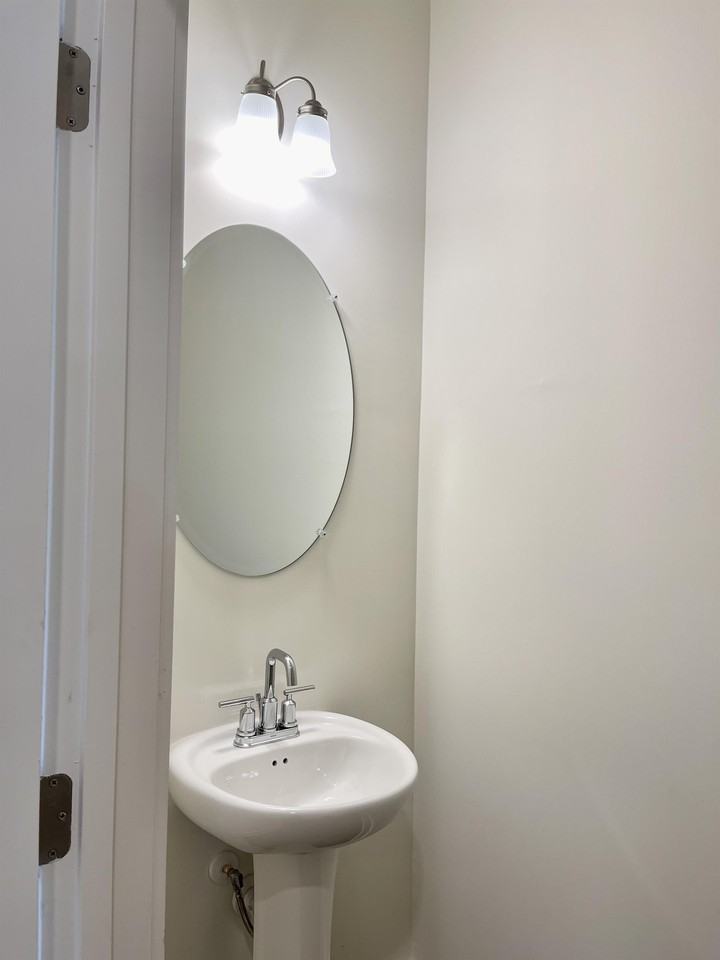 23 S Auburn Landing Pl #1 - Photo 3 of 32