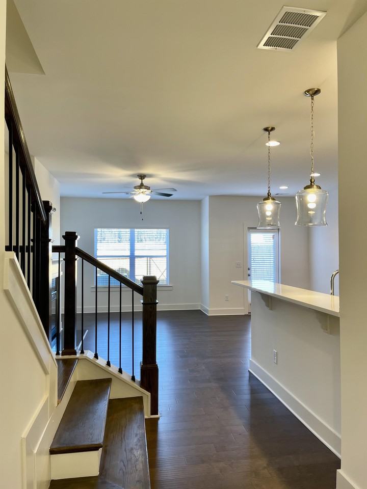 23 S Auburn Landing Pl #1 - Photo 4 of 32