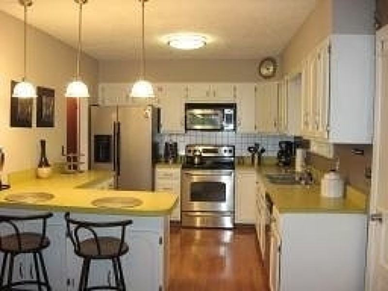 31 Longwood Lake Rd - Photo 3 of 10