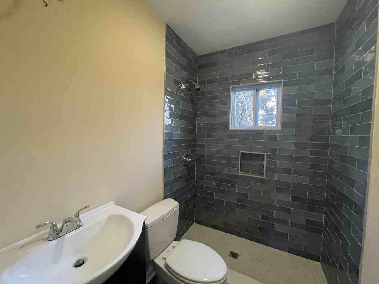 1912 1st Dr - Photo 4 of 7