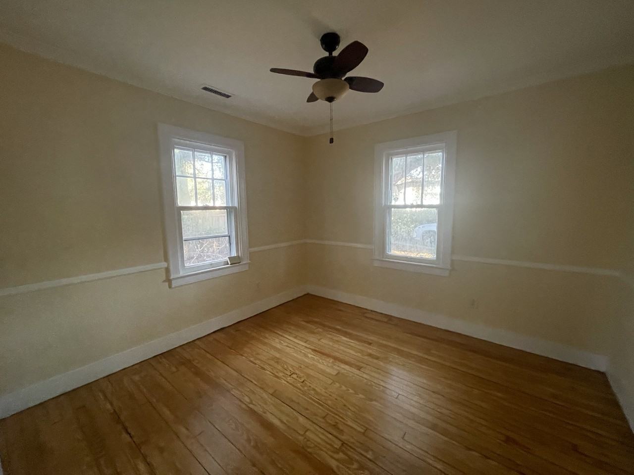 1912 1st Dr - Photo 6 of 7