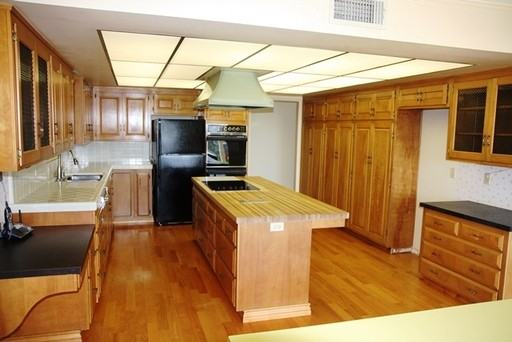 6065 Ridgemoor Dr - Photo 2 of 3