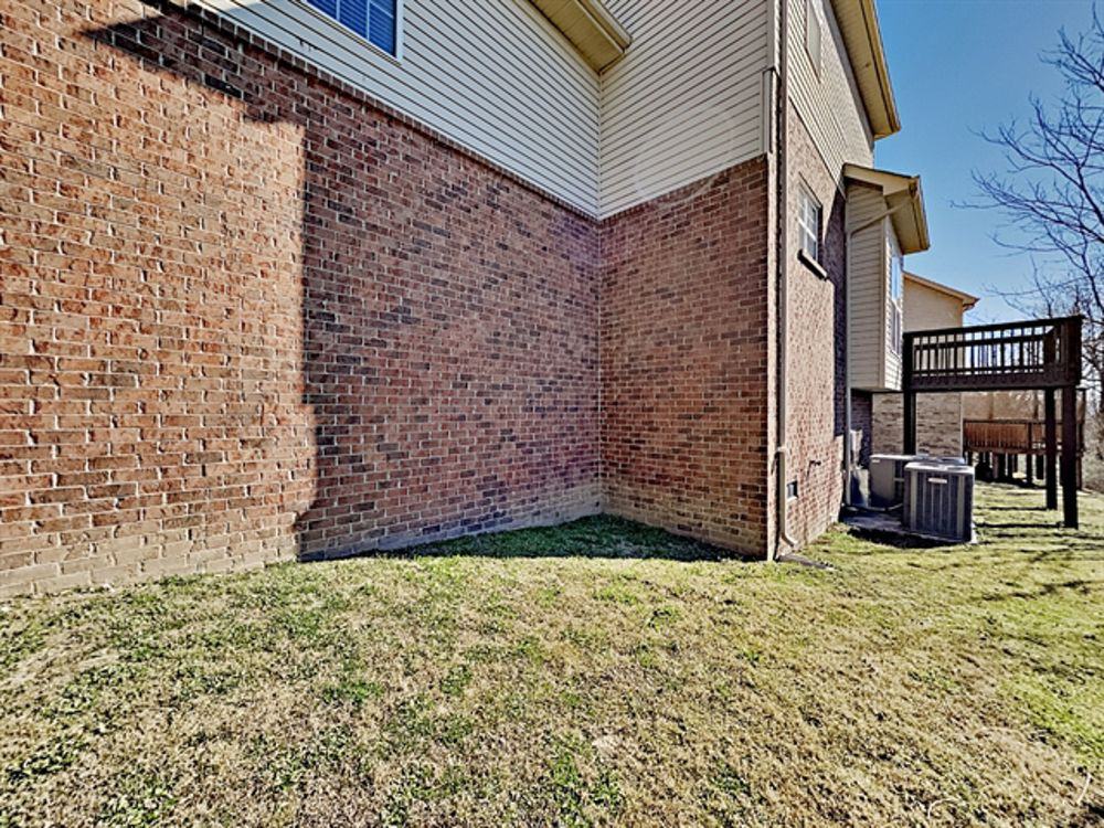 5561 5561 Oak Chase Drive 5561 Oak Chase  , TN 37013 - Photo 2 of 21