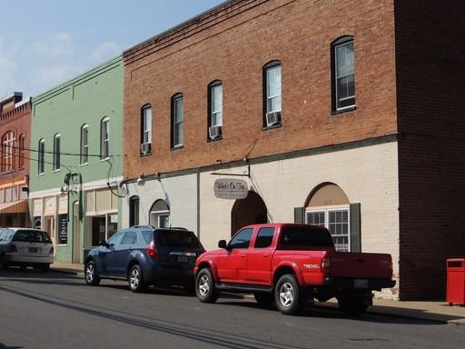 203 E Main St - Photo 2 of 2