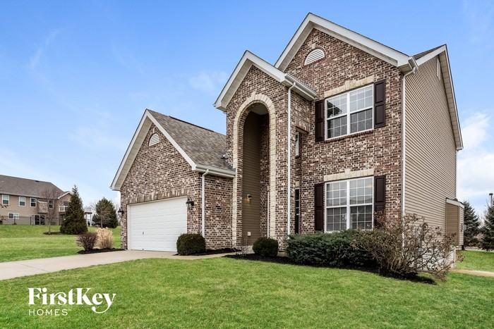 700 Phoenix Dr - Photo 2 of 15