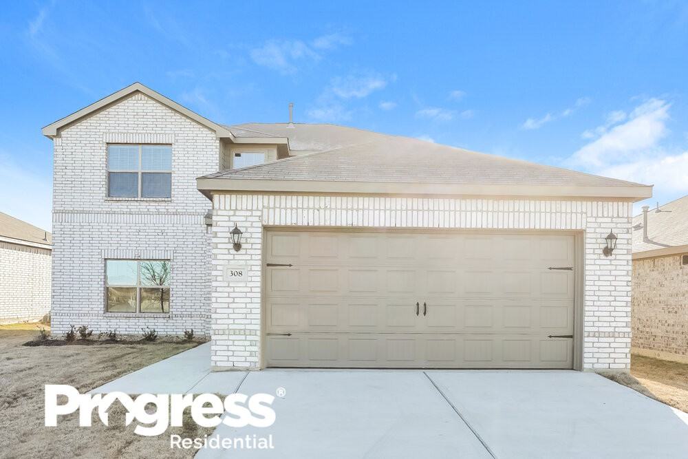 308 Micah Ln