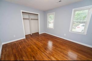 featured image of 219 Lakewood Dr #3