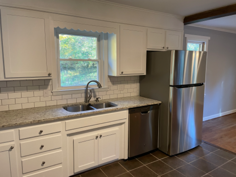 219 Lakewood Dr #3 - Photo 7 of 11