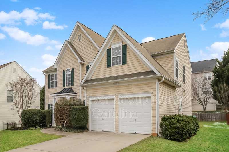 4806 Tradition Way - Photo 3 of 15