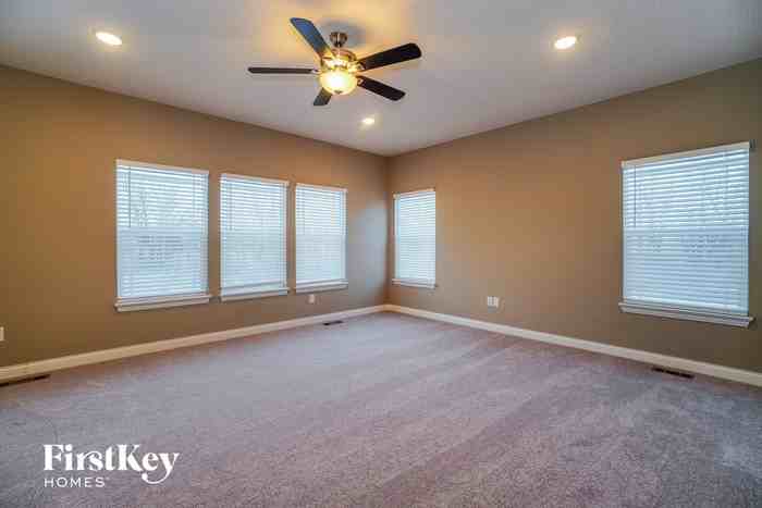 1900 Ream Dr - Photo 3 of 15