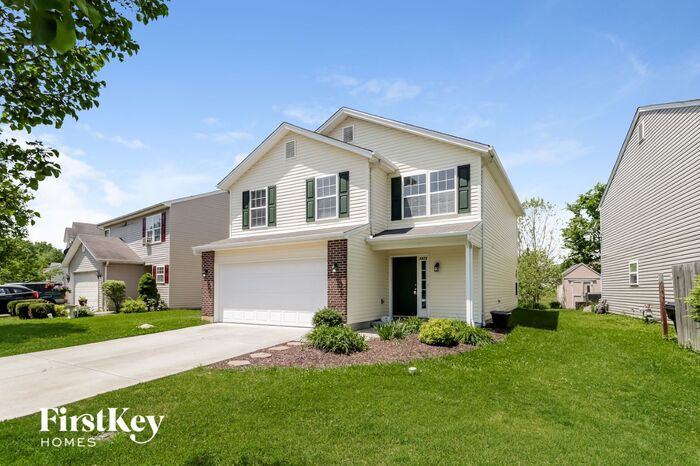 5973 Marsh Cir - Photo 2 of 15