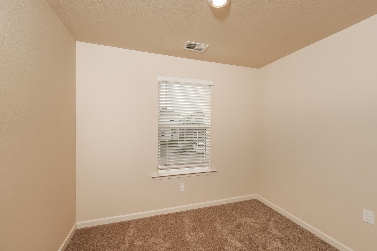 6375 Rainbow Row - Photo 7 of 15