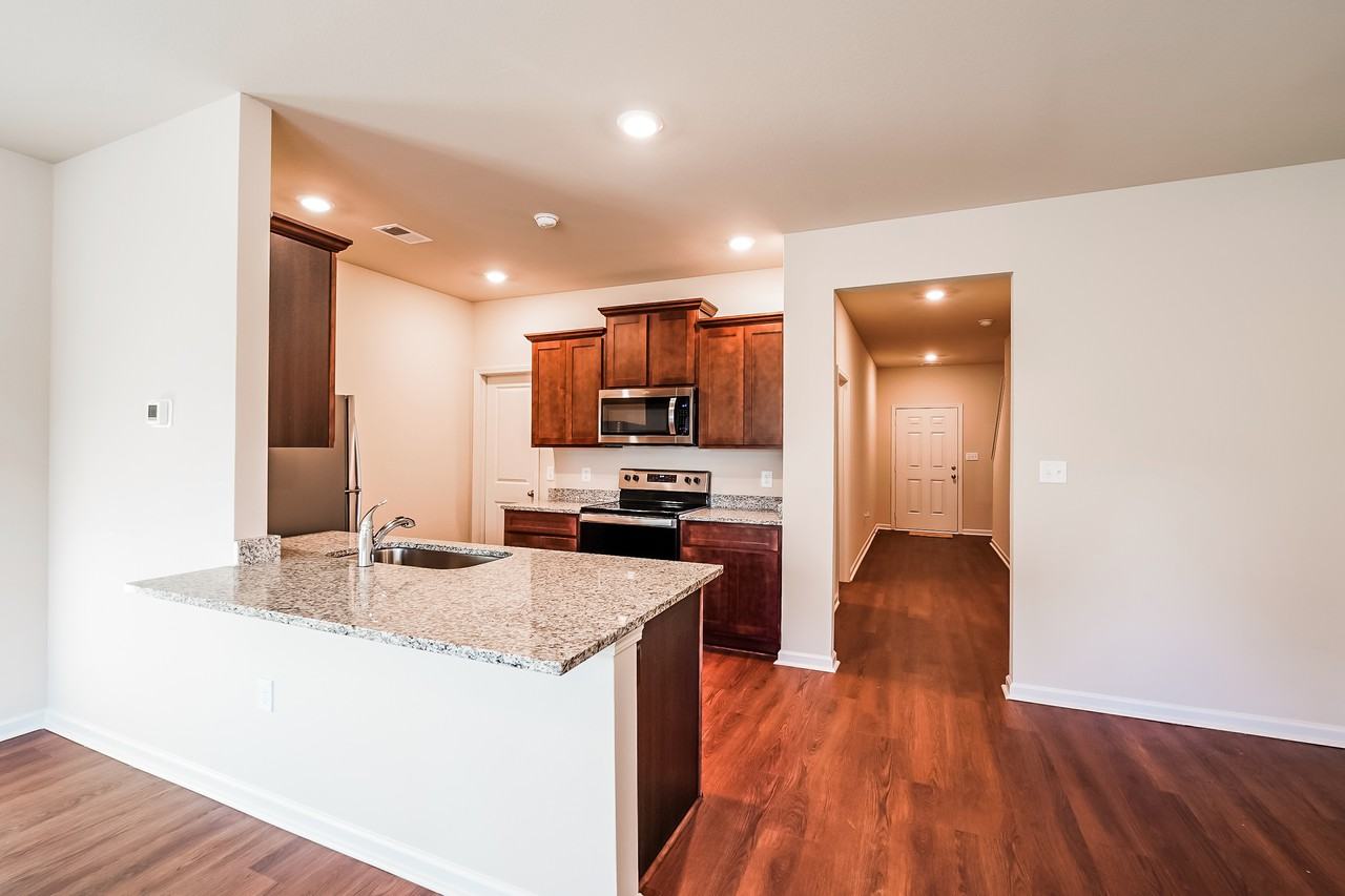 6365 Rainbow Row - Photo 4 of 15