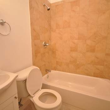 1603 W Diamond St - Photo 3 of 3