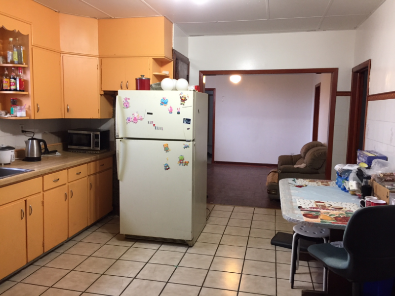 1315 W 31st St #1 - Photo 2 of 10