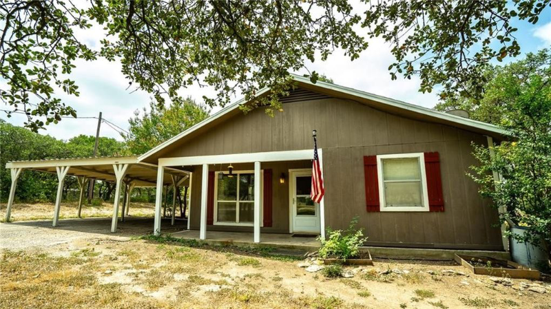 107 Kendalia Cir - Photo 2 of 16