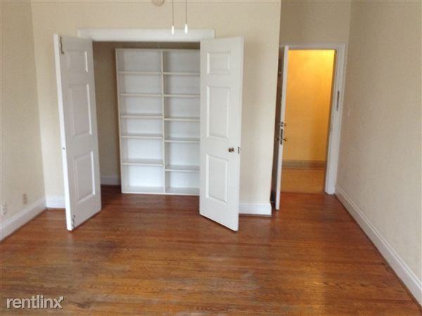 Pine Forest Apartments - Photo 3 of 9