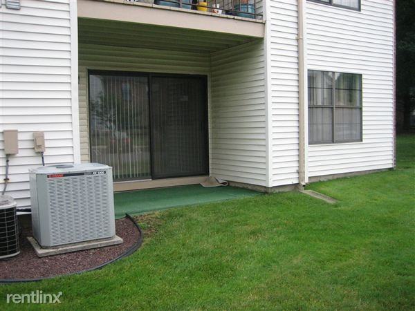 Harbour Club - Photo 3 of 12