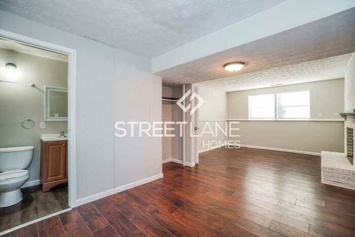 3484 Sweetday St - Photo 3 of 15