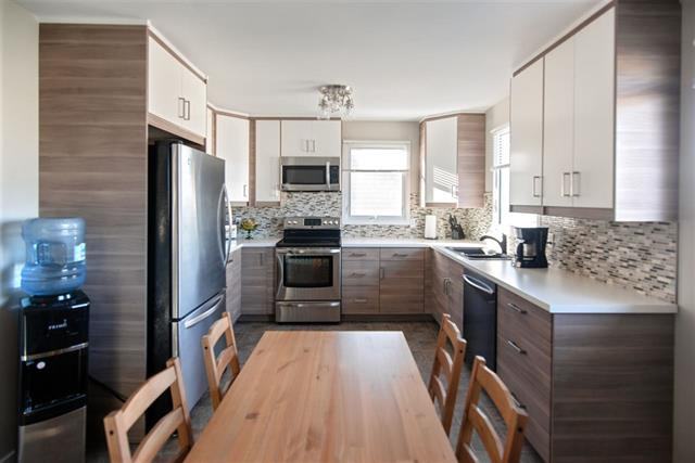 4112 47 St #1 - Photo 2 of 15