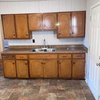 featured image of 707 Sylvia St #707