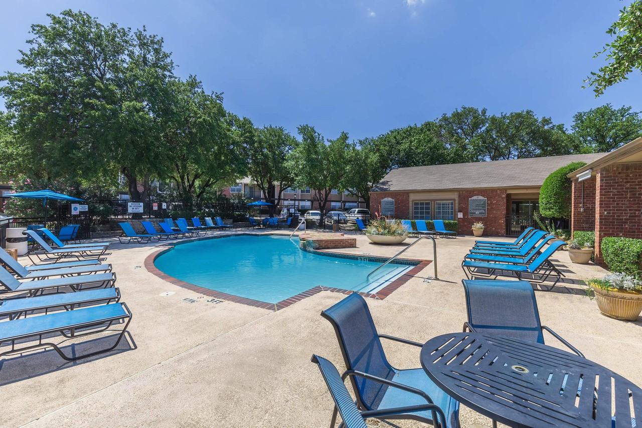 Hawke Apartment Homes - Photo 2 of 29