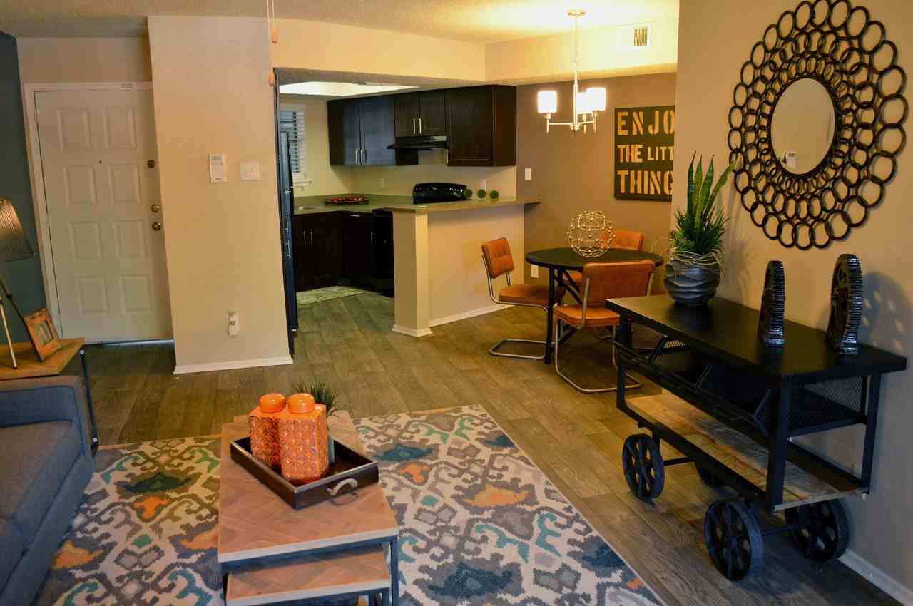 Birch Apartment Homes - Photo 3 of 18