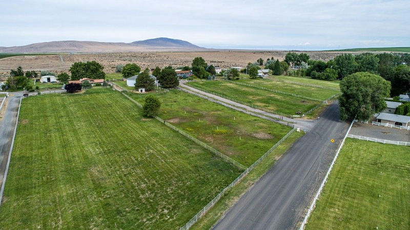 86508 N Harrington Rd - Photo 2 of 44