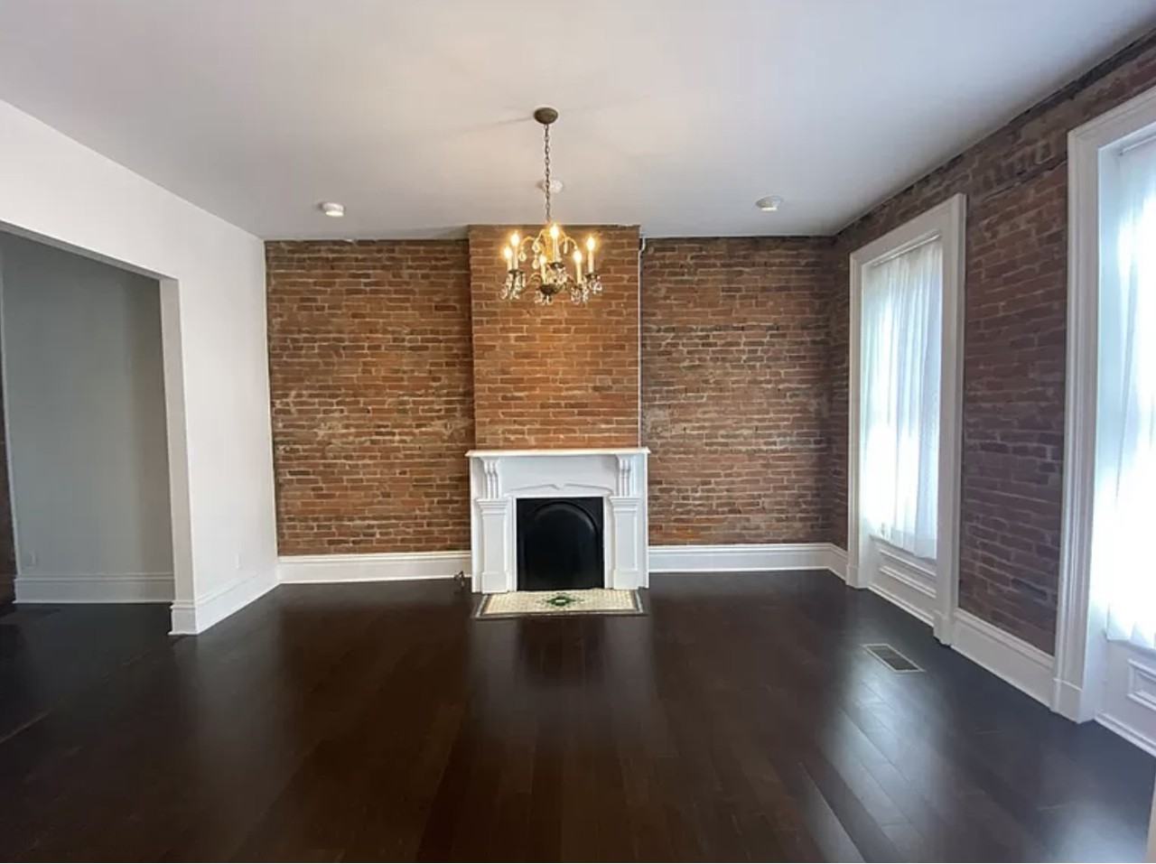 625 Main St - Photo 2 of 12