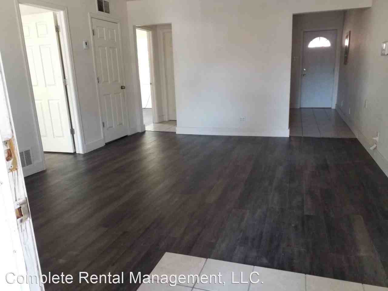 Ogden Duplex - Photo 2 of 10